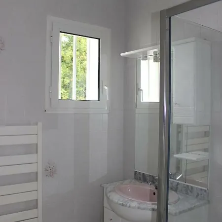 Avec Entre Foret Et - Ambiance Bord De アパート